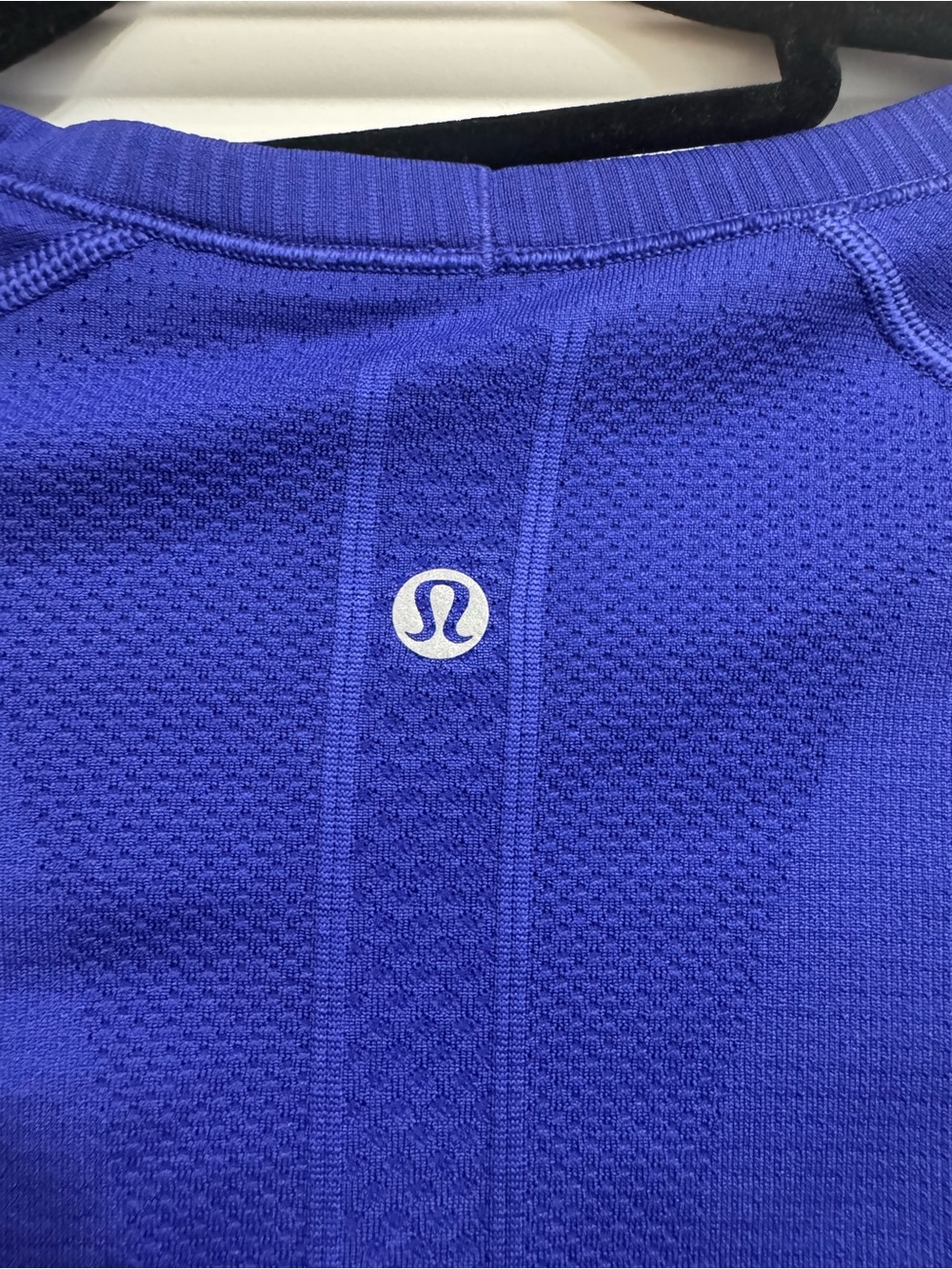 Lululemon Swiftly Tech Long Sleeve 2.0 Blue Psychic Larkspur 4 EUC - Picture 5 of 7